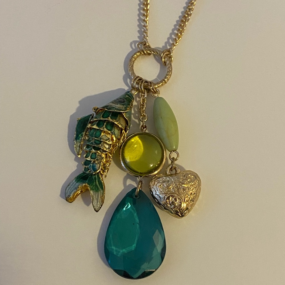 Kou fish heart emerald necklace 🍥🍵